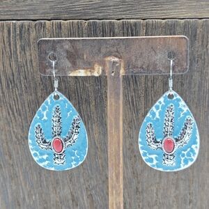 NWT Red Center Piece Cactus Earrings Western Country Cowgirl Teardrop Dangle